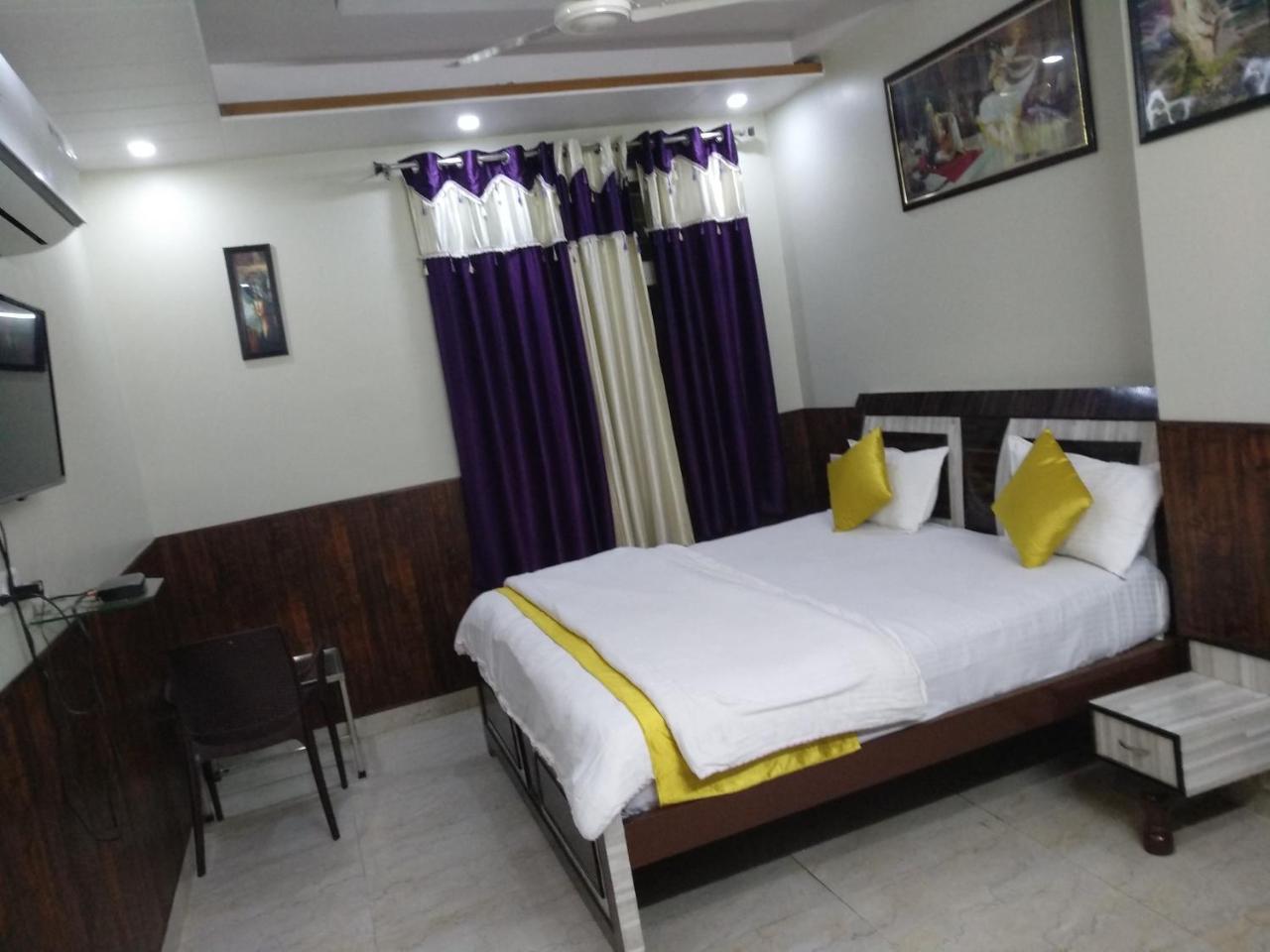 Hotel Rb Palace Dhaulpur Exterior photo
