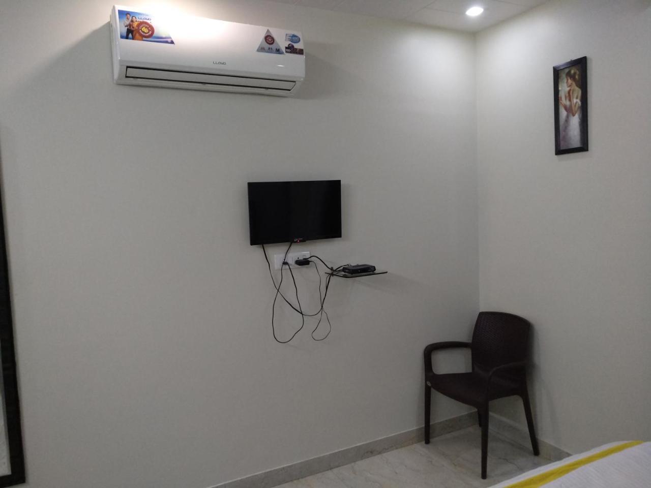 Hotel Rb Palace Dhaulpur Exterior photo