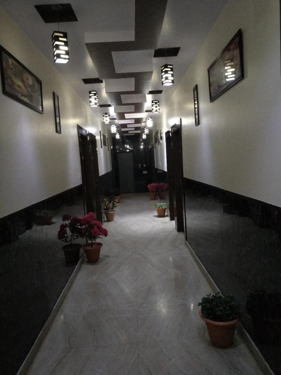 Hotel Rb Palace Dhaulpur Exterior photo