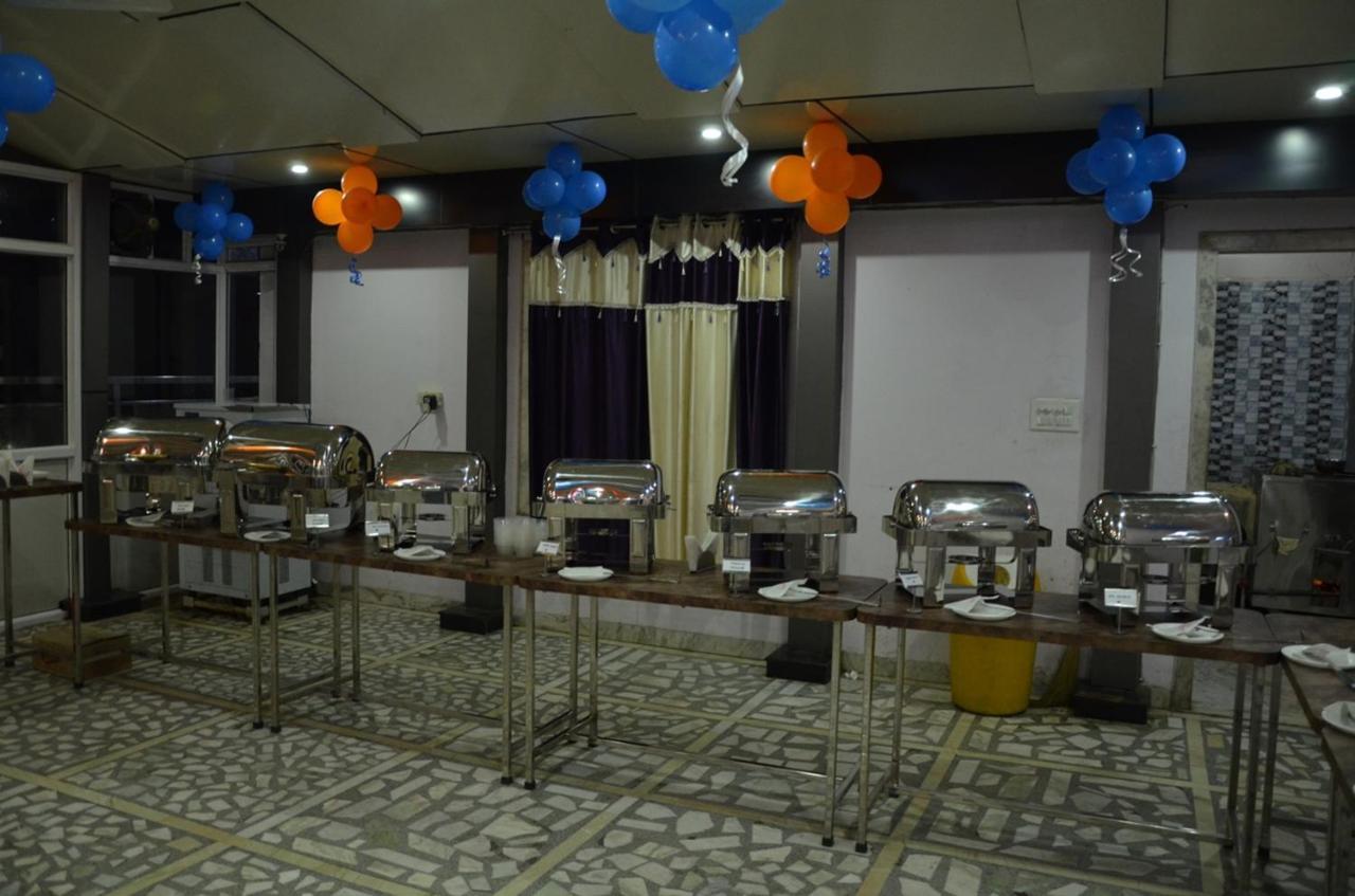 Hotel Rb Palace Dhaulpur Exterior photo
