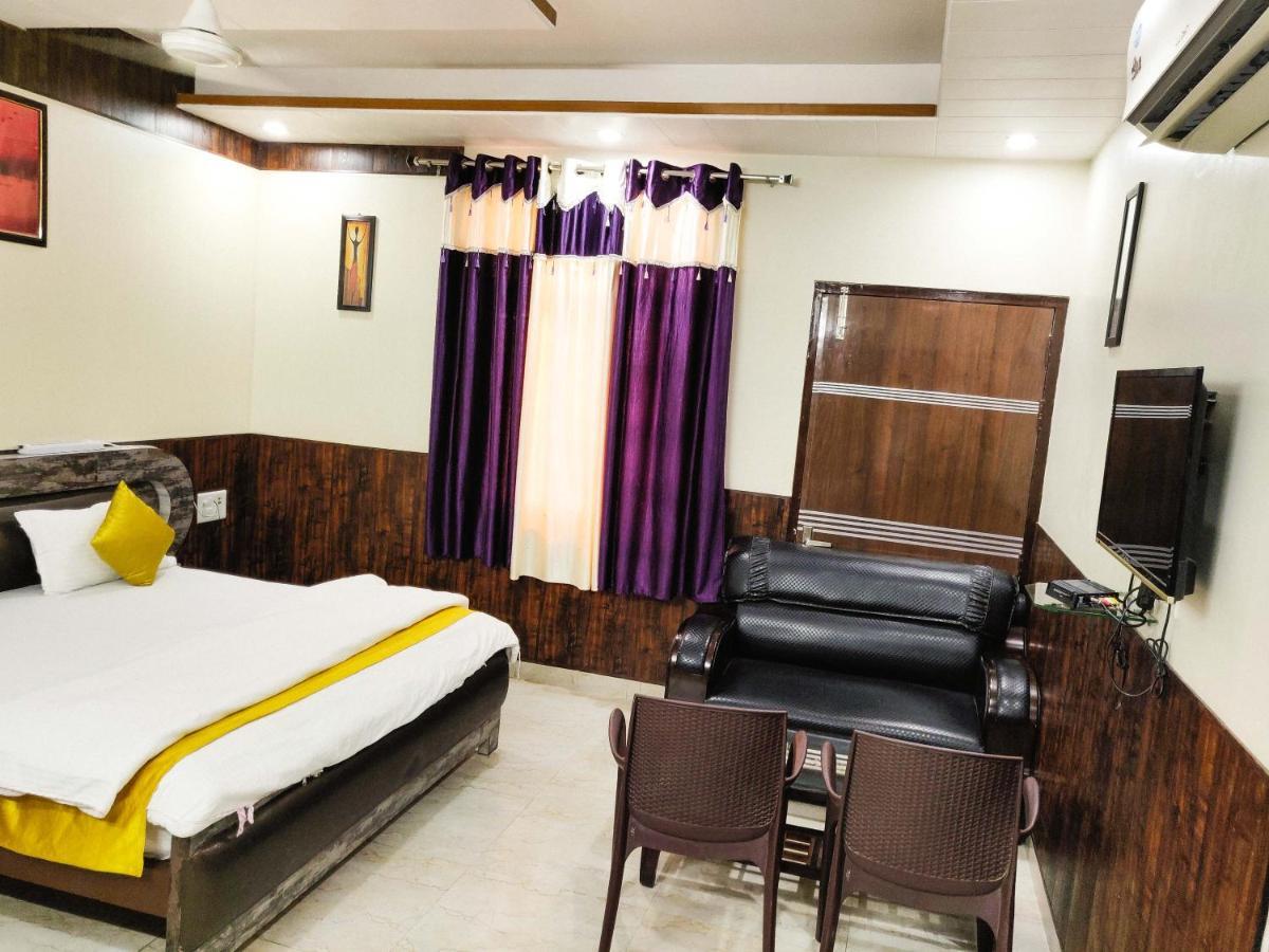Hotel Rb Palace Dhaulpur Exterior photo