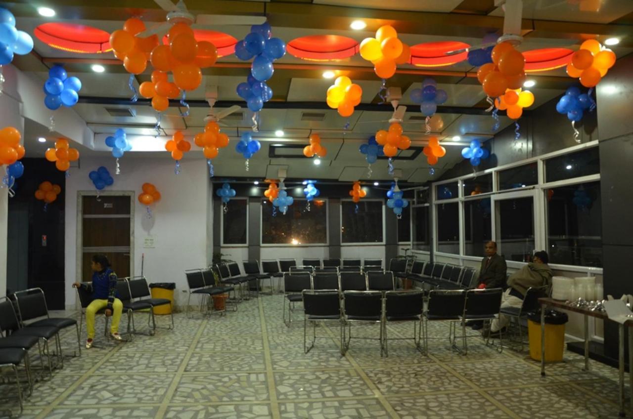 Hotel Rb Palace Dhaulpur Exterior photo